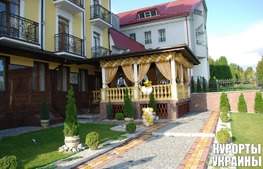 Отель Золотая Корона фасад
